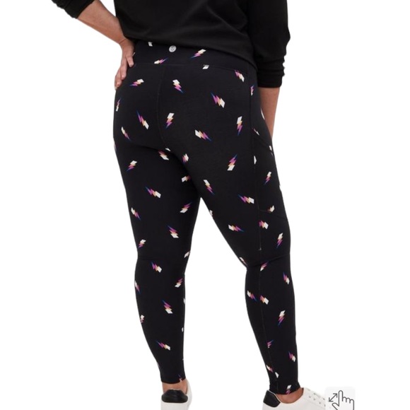 Torrid Performance Core Full Length Active Legging Side Pockets W-464 Plus Sz 2X - Picture 2 of 10